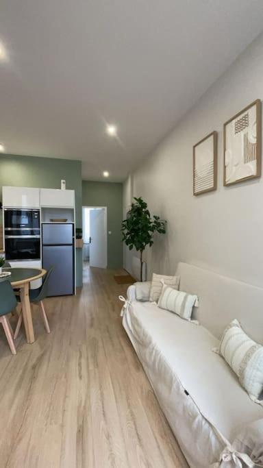 Joli Appartement Avec Parking - Proche Centre Ville Σαρτρ Εξωτερικό φωτογραφία